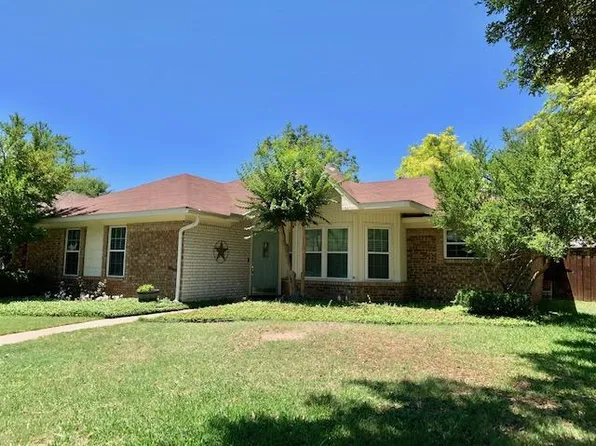 624 Harrison Dr, Coppell, TX 75019
