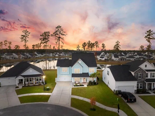718 Newbury St, Summerville, SC 29486