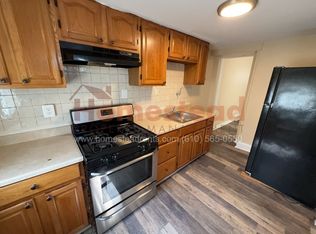 214 Lexington Ave, Eddystone, PA 19022