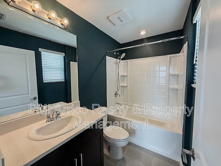 6334 Fairmont Ln — Photo 20