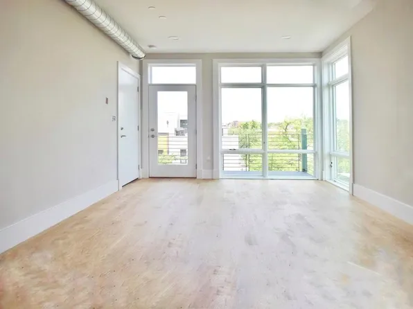 1537 Gales St NE #A, Washington, DC 20002