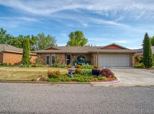 208 Rice Dr, Watonga, OK 73772