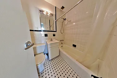 Rented by CitySites Real Estate Group