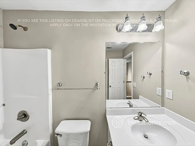 8920 Watersedge Ct — Photo 18