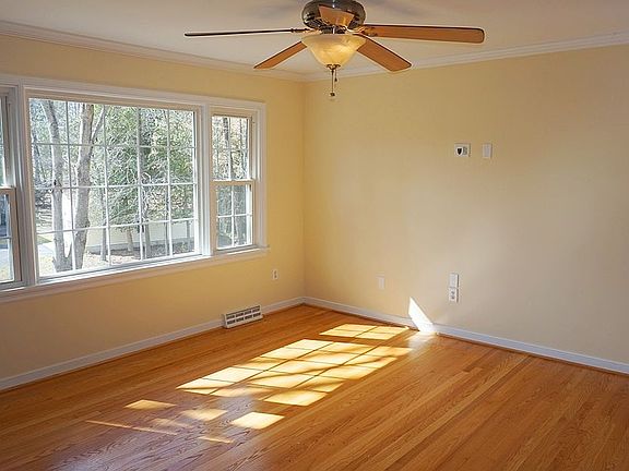 3rd image of 7280 Jay Way