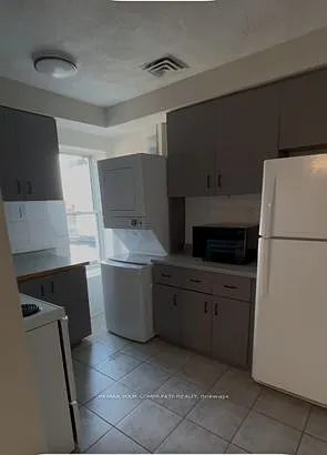 6132 Main St #200 — Photo 4