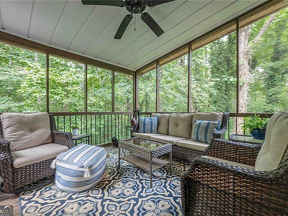 3rd image of 3345 Cherry Oak Ln