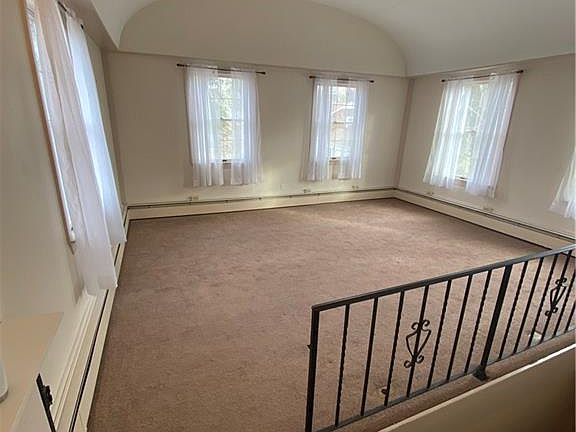 4th image of 326 Newman Ave
