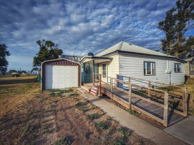 166 E Gladstone St, Utica, KS, 67584