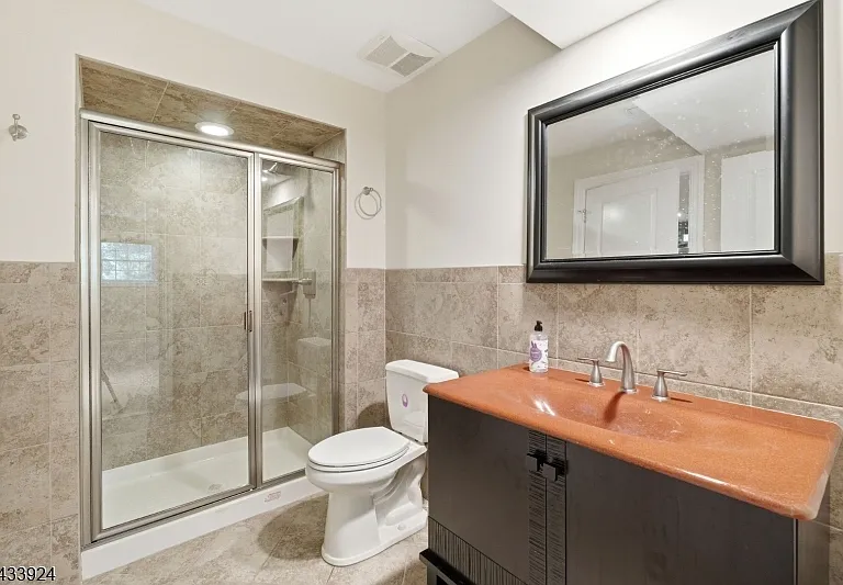 42 Spring Valley Rd — Photo 40
