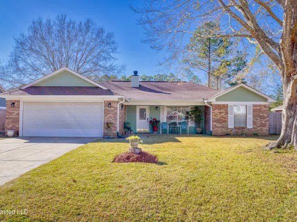 3205 N 8th St, Ocean Springs, MS 39564