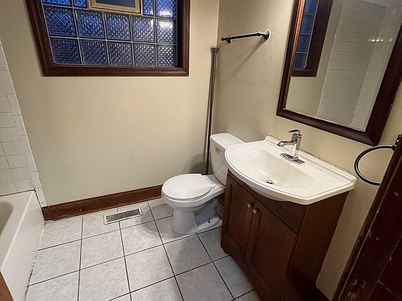 3rd image of 8018 S South Shore Dr #G