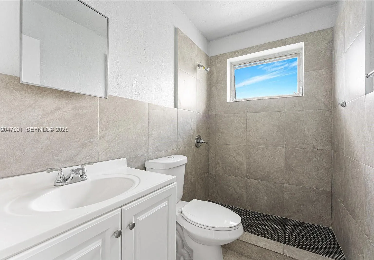 12th St Manors 1st Addn — Photo 4