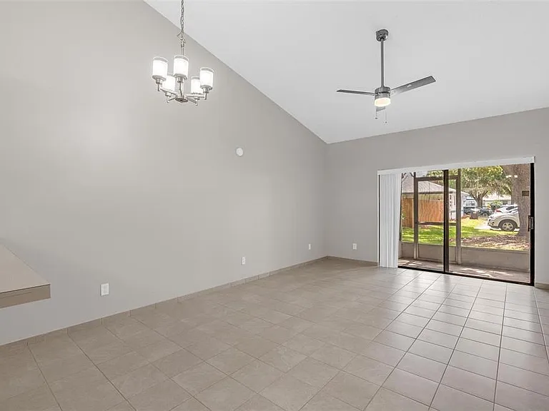 2643 Laser Ct — Photo 10