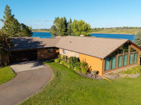 4650 4th Ave NW, Jamestown, ND 58401
