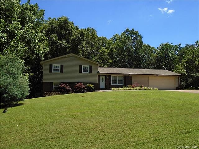 1st image of 112 Plum Tree Ln