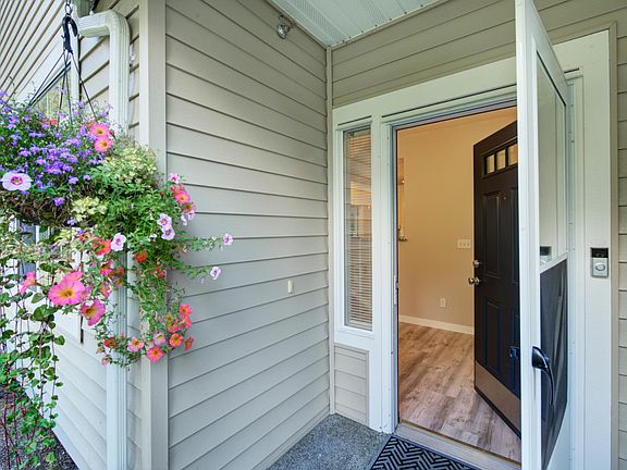 2nd image of 1855 Trossachs Blvd SE Unit 2501