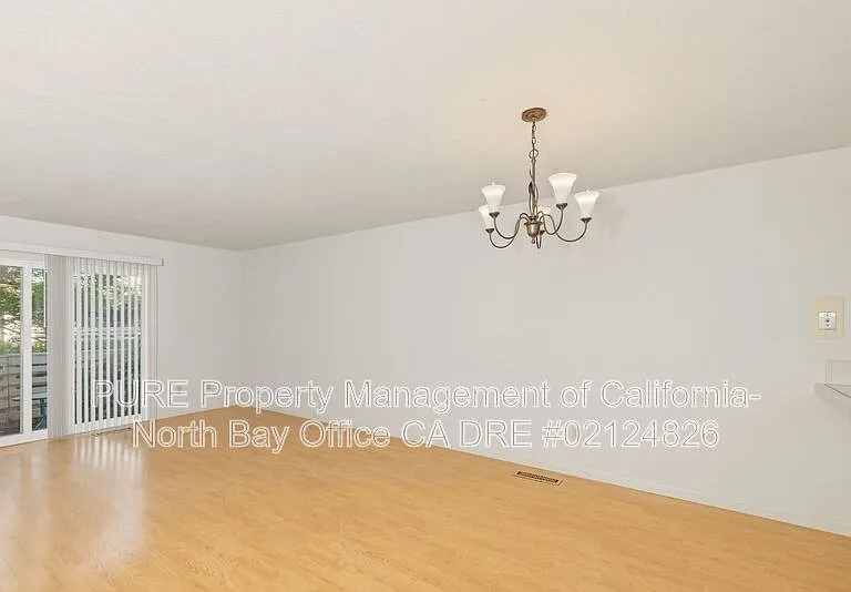 2102 Chianti Dr — Photo 6
