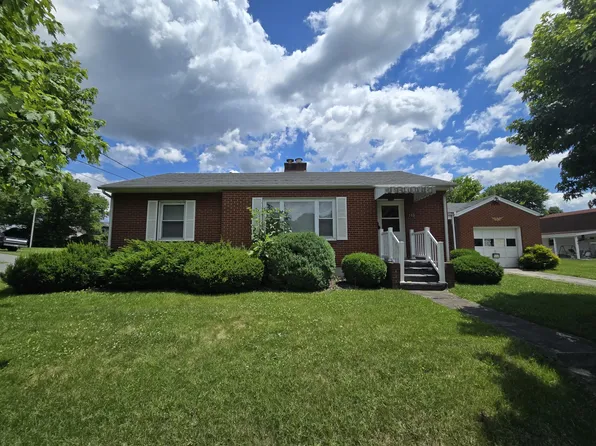 103 S Craig Ave, Covington, VA 24426