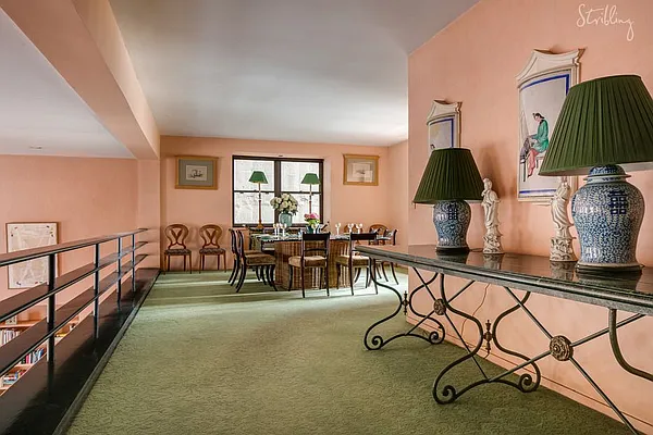 Sold by Stribling | media 27