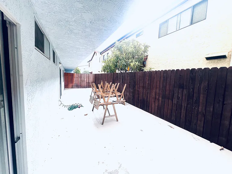 1308 9th St — Photo 10