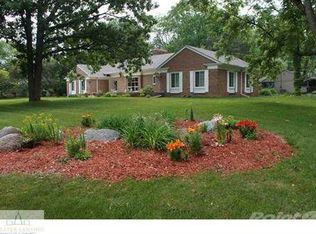 1536 Hitching Post Rd, East Lansing, MI 48823