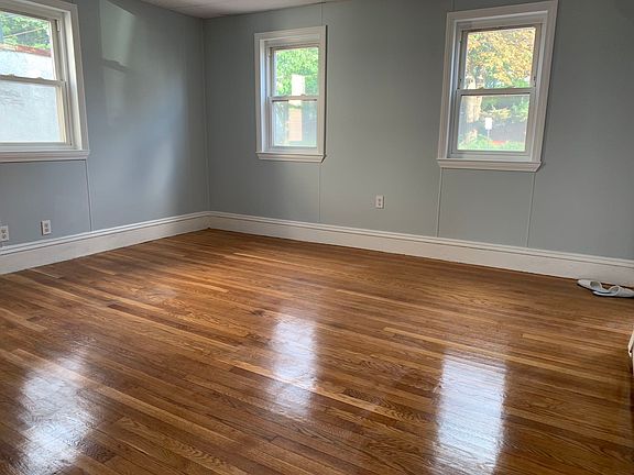 5th image of 47 Madison St #45