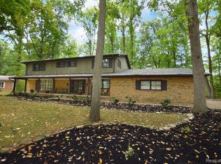 6196 Sierra Pass, Flint, MI 48532