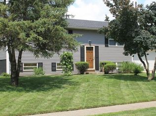 5292 Carbondale Dr, Columbus, OH 43232