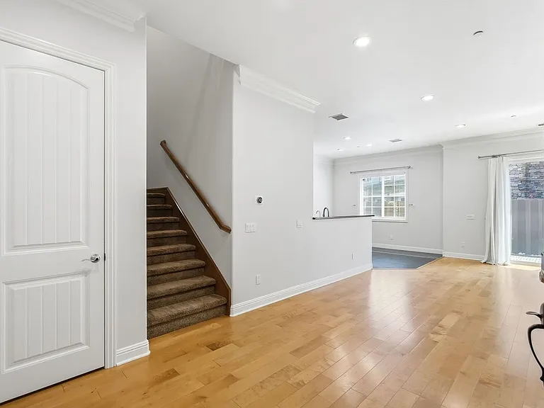 11528 Verona Dr — Photo 34