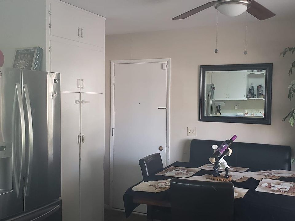 2nd image of 11047 W Canterbury Dr