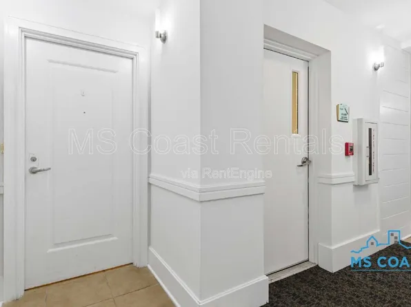 2060 Beach Blvd #604, Biloxi, MS 39532
