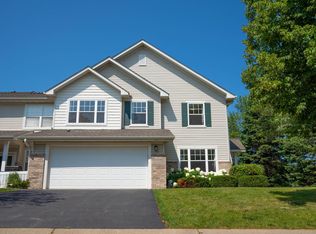 11144 204th St W #812, Lakeville, MN 55044