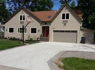 3720 Jennings Dr, Troy, MI