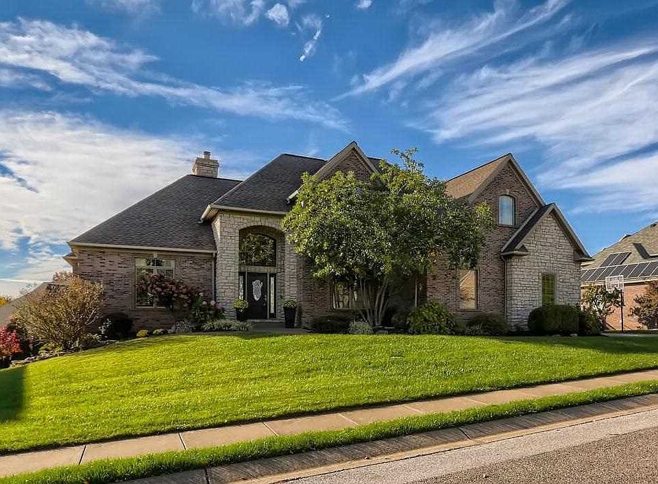 1st image of 2318 Julianne Cir