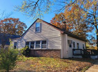 1549 Pinehurst Dr, Mays Landing, NJ 08330