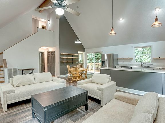 5th image of 4107 Twiggs Dr