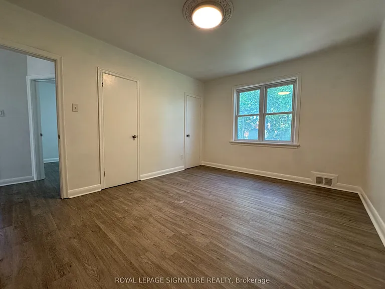 130 Budea Cres #MAIN FL — Photo 7