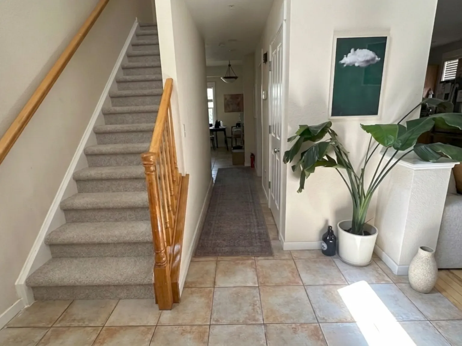 3 bed, 2722 sqft, $3,000 — Photo 2