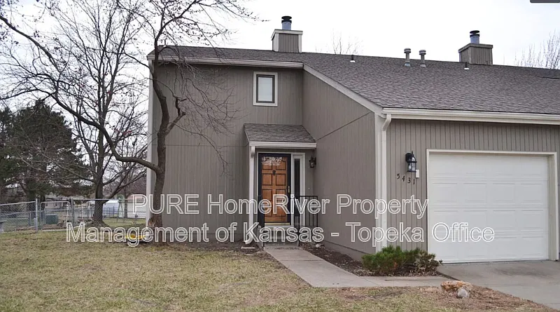 3 bed, 1.5 bath, 1702 sqft, $1,695 — Photo 2