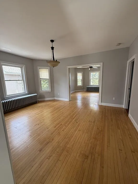 517 President Ave — Photo 2