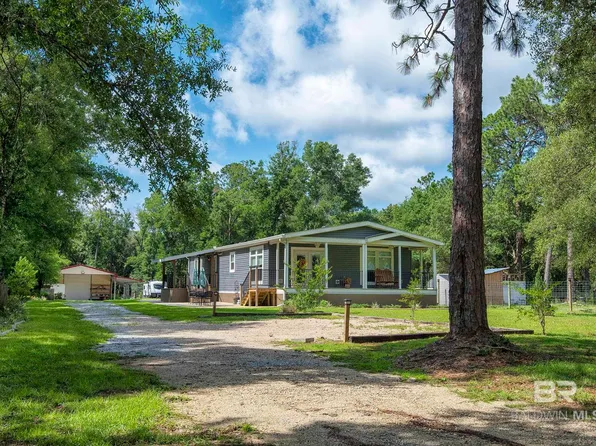 33732 Sunset Dr, Lillian, AL 36549