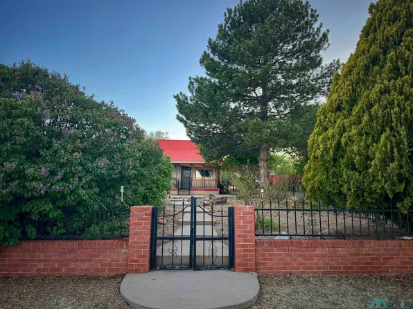 1717 Montezuma St, Las Vegas, NM 87701