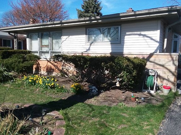 2nd image of 8929 Neenah Ave
