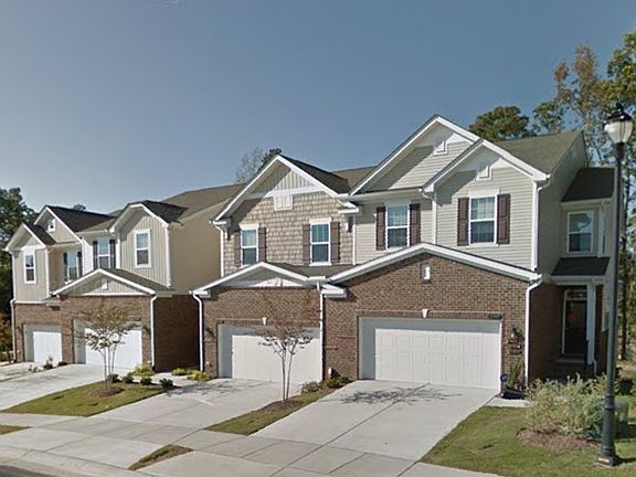 Street View 4-Unit Building