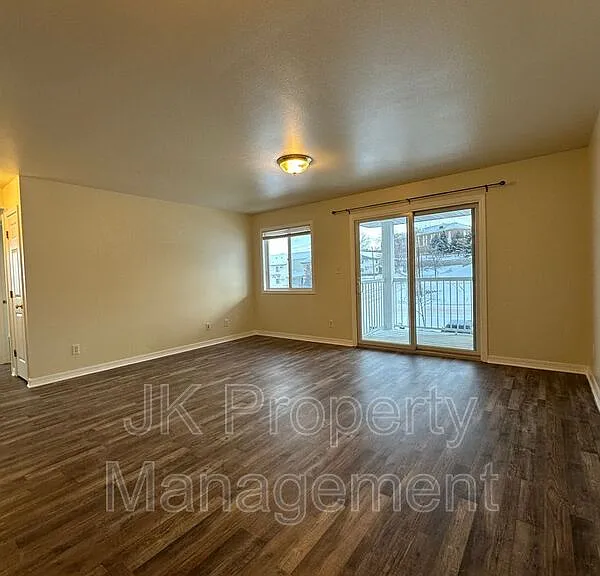 1210 5th St S #10 — Photo 9