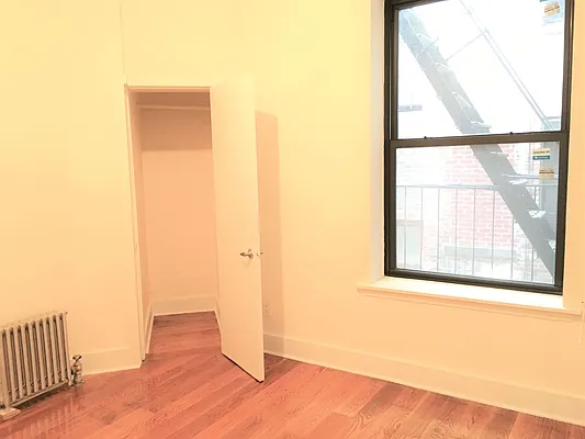 Rented by Bold New York | media 10