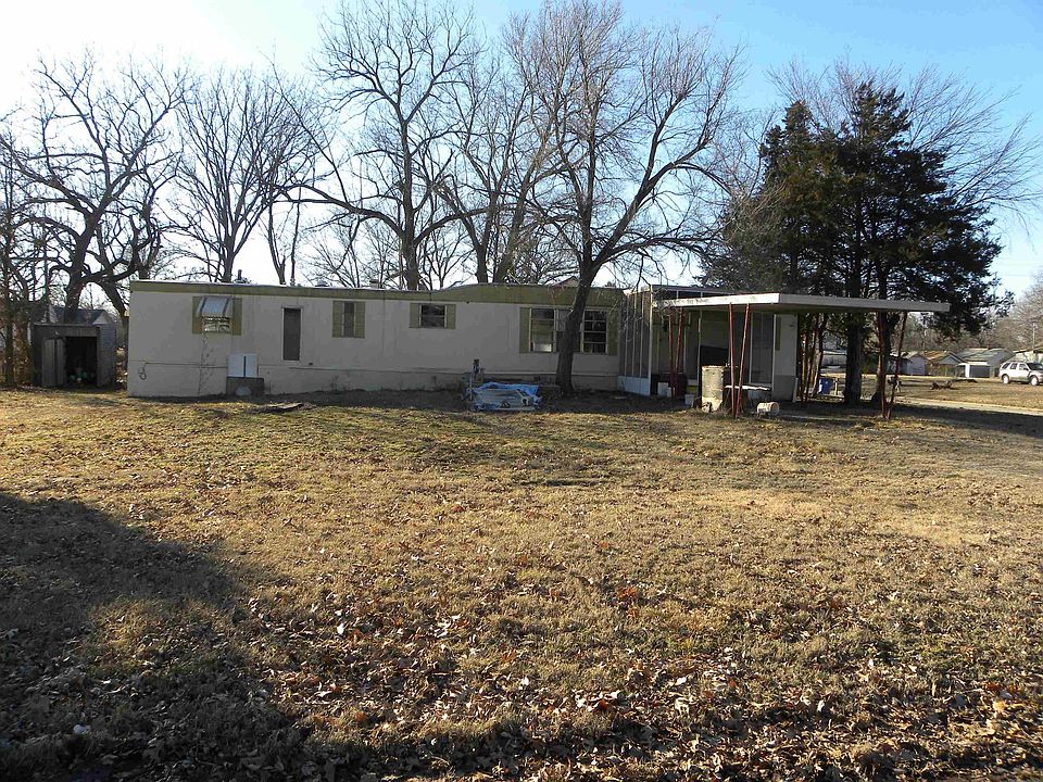 1st image of 119 N Pine St