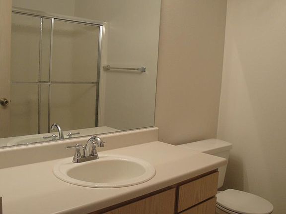 5th image of 586 Van Wey Cir