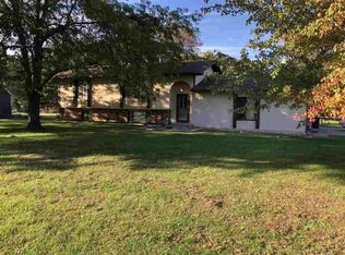562 Tompkins Dr, South Sioux City, NE 68776